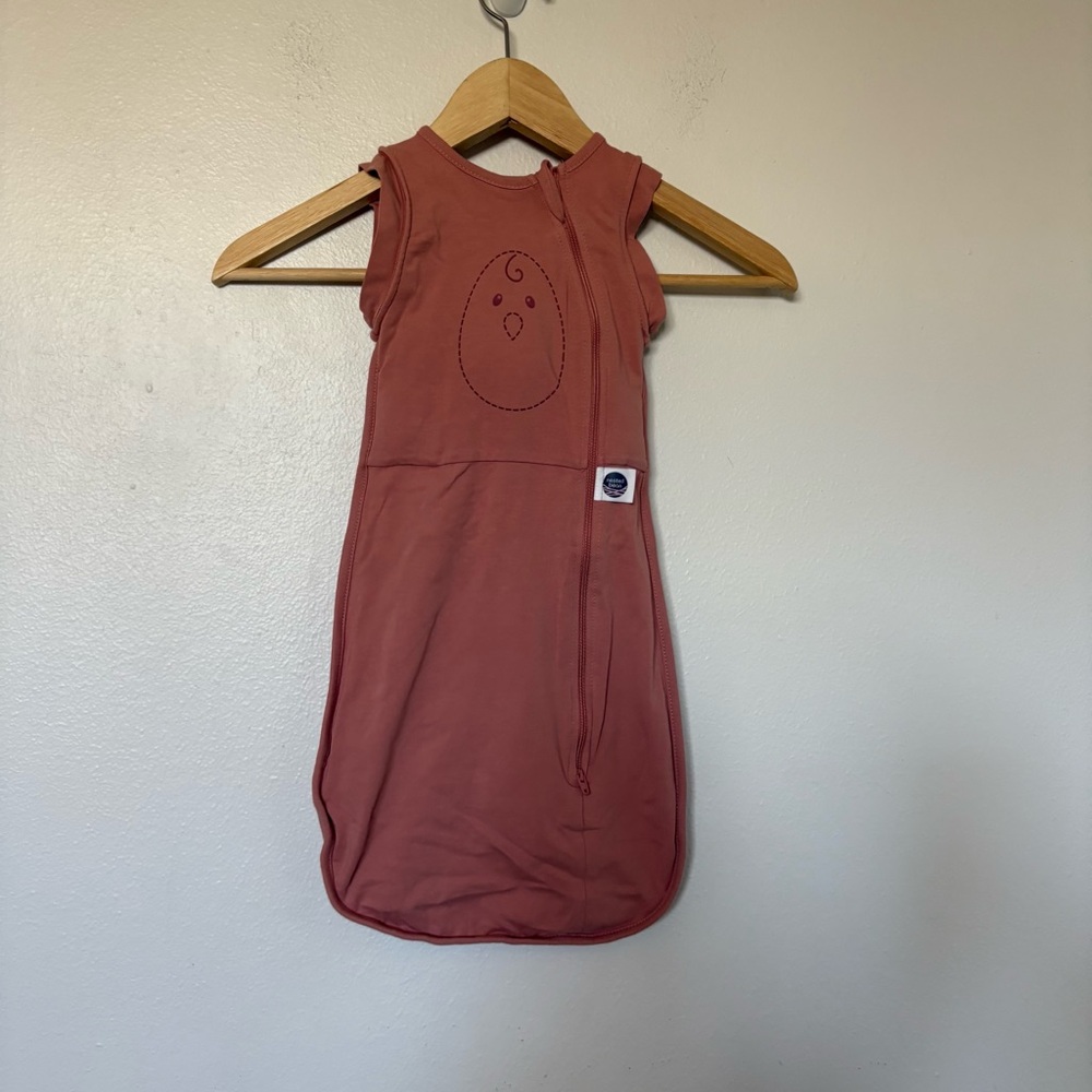 Nested Bean Blush Pink Zen One Gently Weighted Swaddle Small 3-6 months